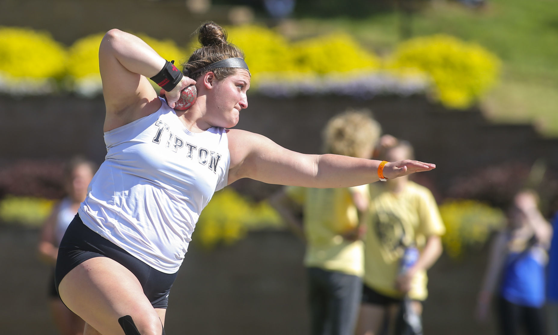 051619-qct-spt-iowa-state-track-006